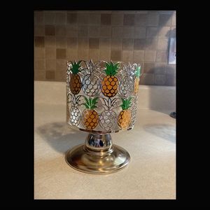 Bath&body candle holder